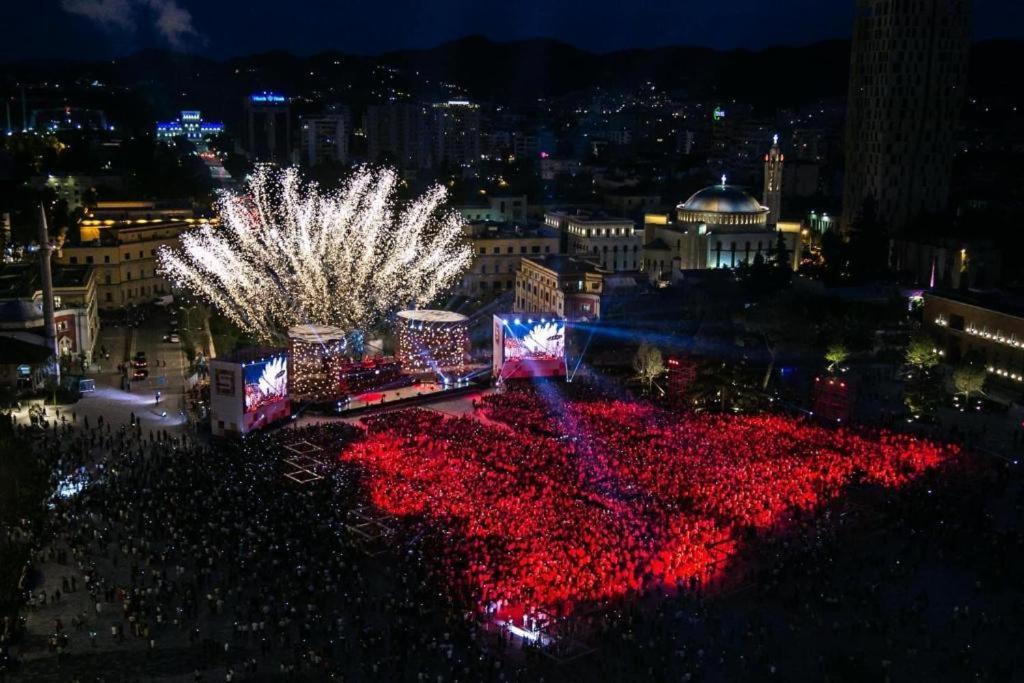 D&E Apartaments Tirana Exteriör bild
