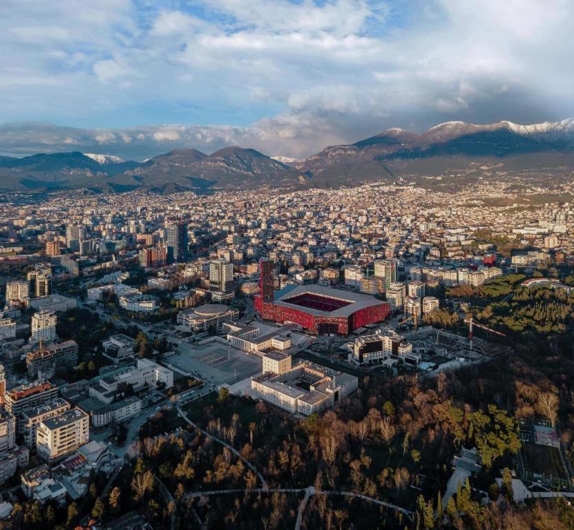 D&E Apartaments Tirana Exteriör bild
